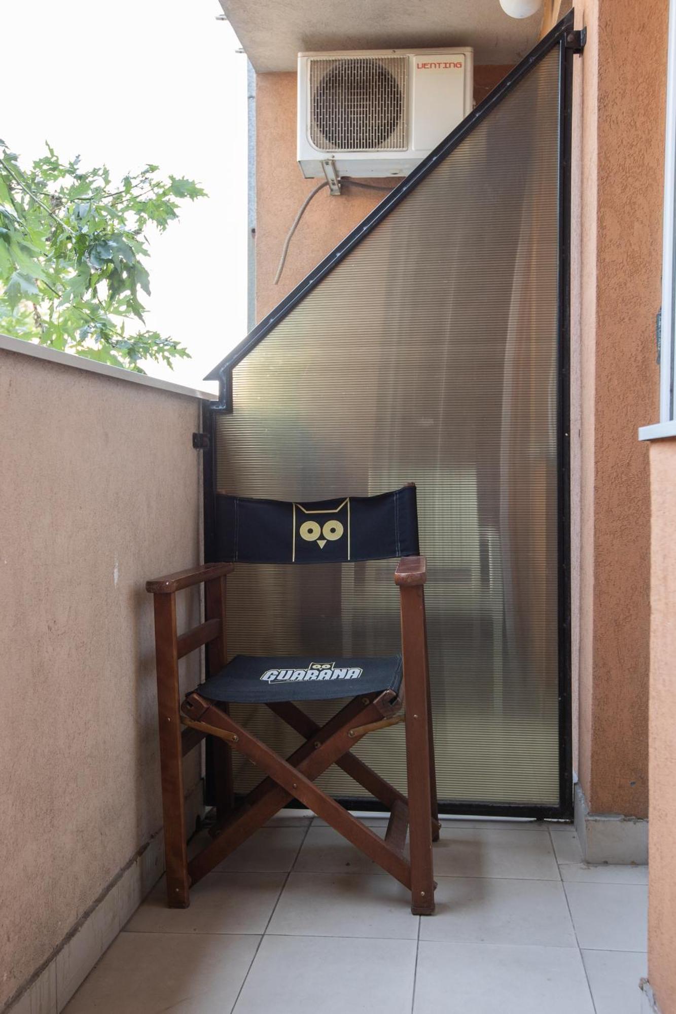 4 Rooms Apartments Nis Luaran gambar