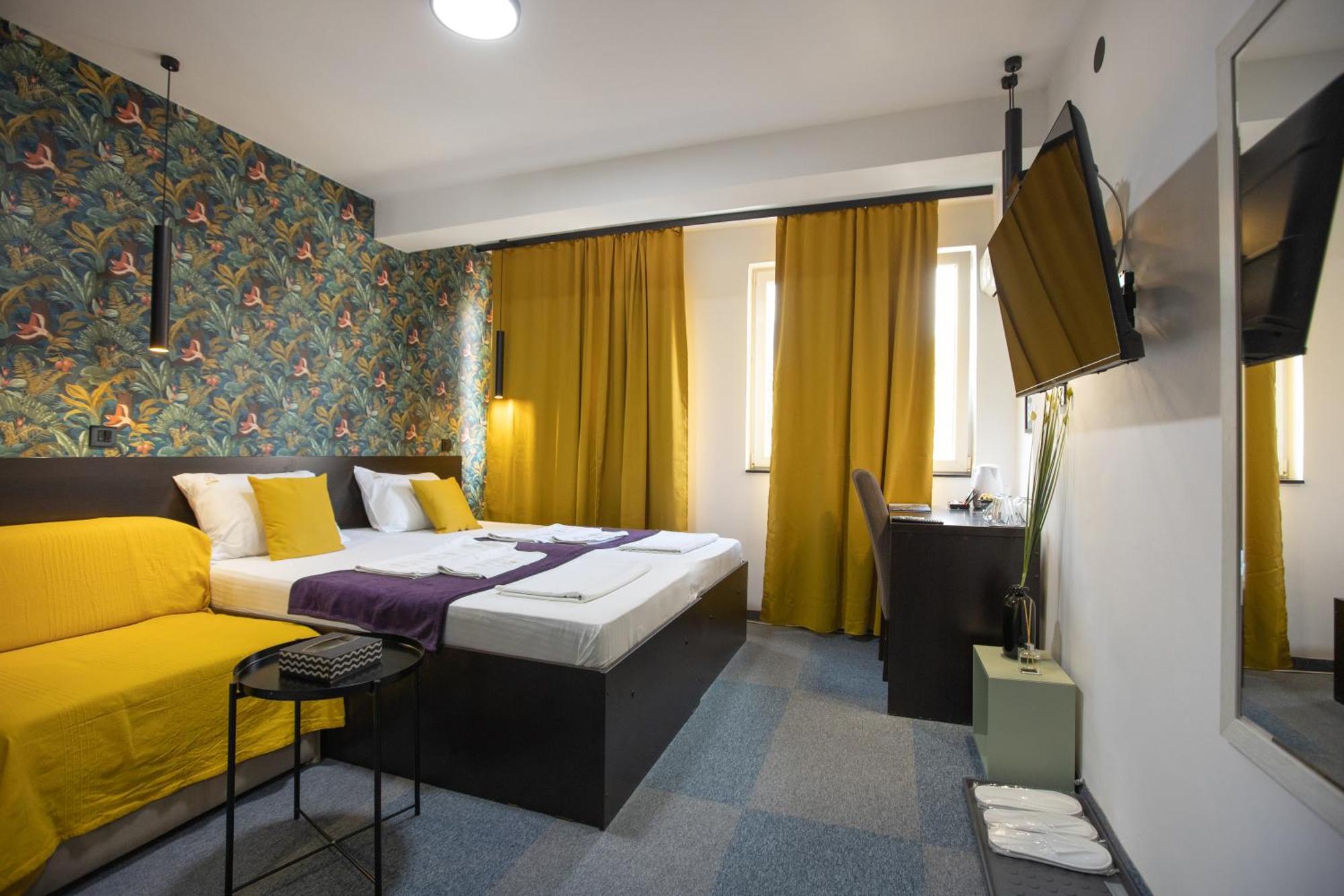 4 Rooms Apartments Nis Luaran gambar